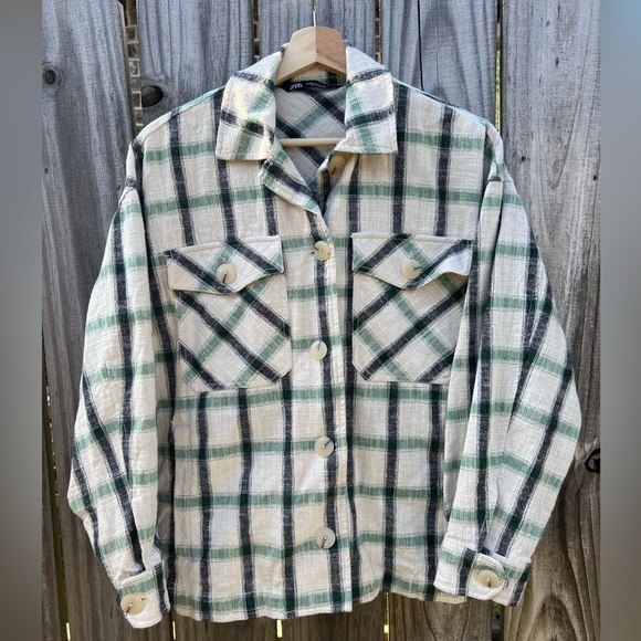 Zara Jackets & Blazers - Zara: Plaid Shacket: Size XS